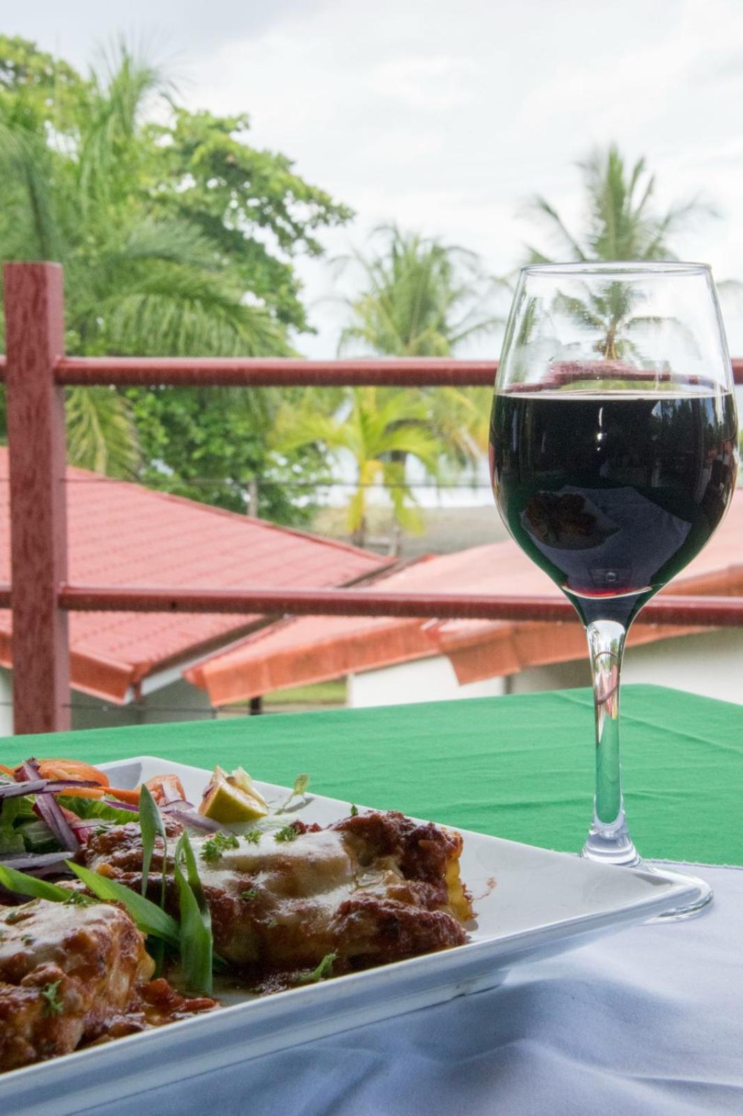 Agua Dulce On The Beach Puerto Jimenez Exterior photo